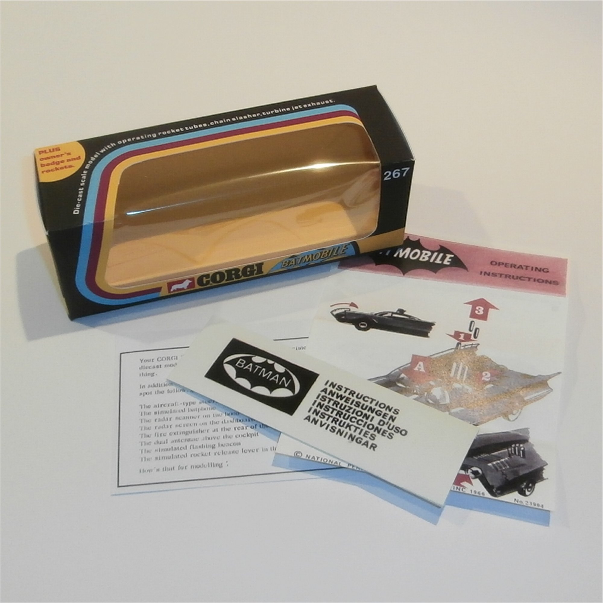 Corgi Toys 267 Batman & Robin Batmobile Empty Repro Window Box Whizzwheels