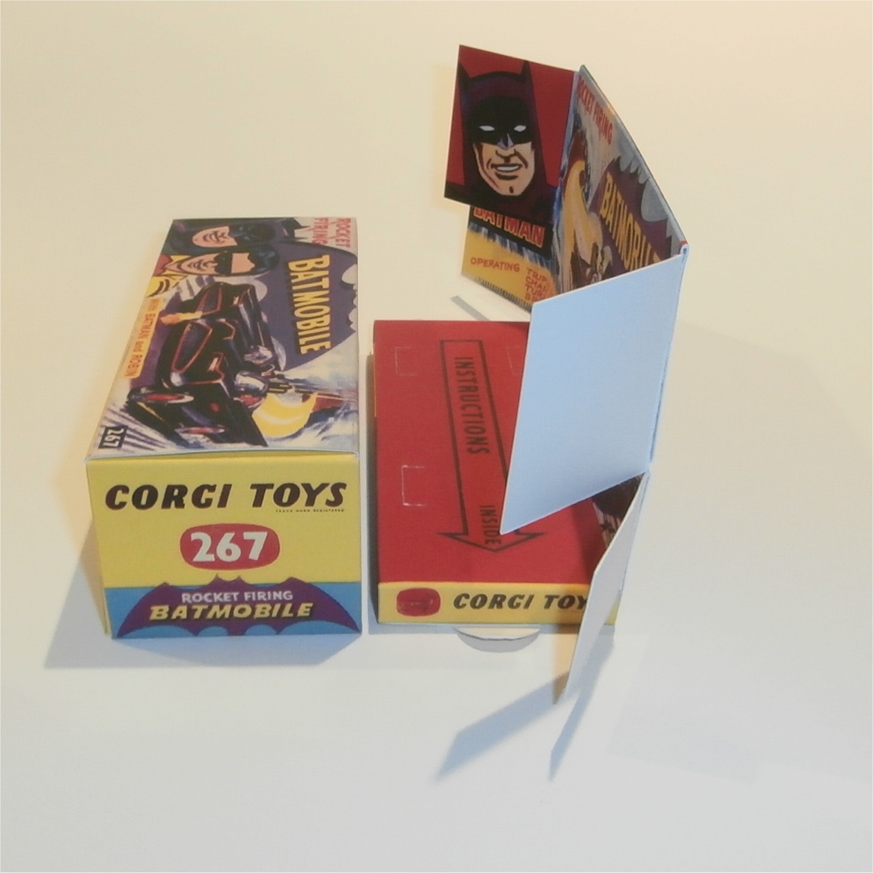 Corgi Toys 267 Batman Batmobile Repro Box 1st Issue Bat Wheel Hubs