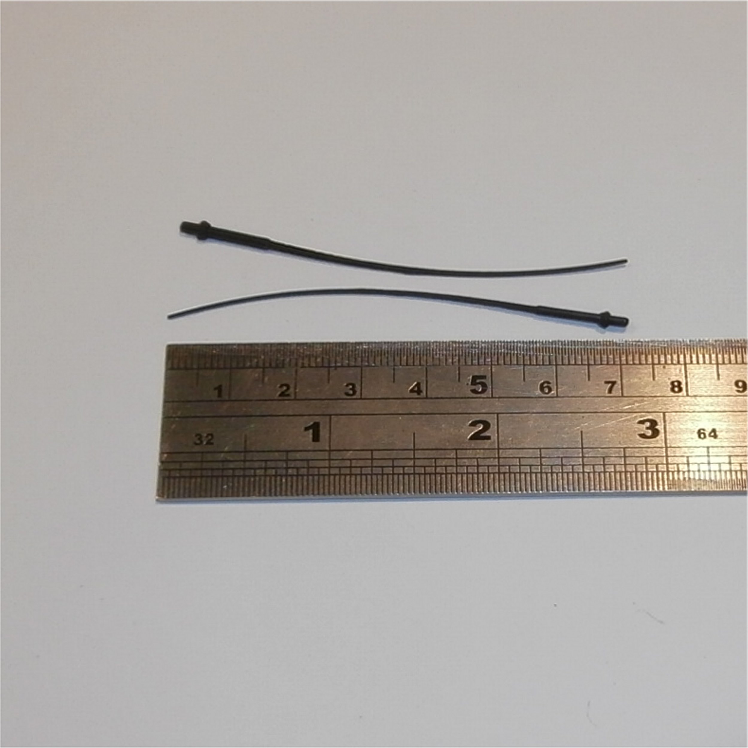 Scale Aerials 1:43 Pair of Whip Black Antennas