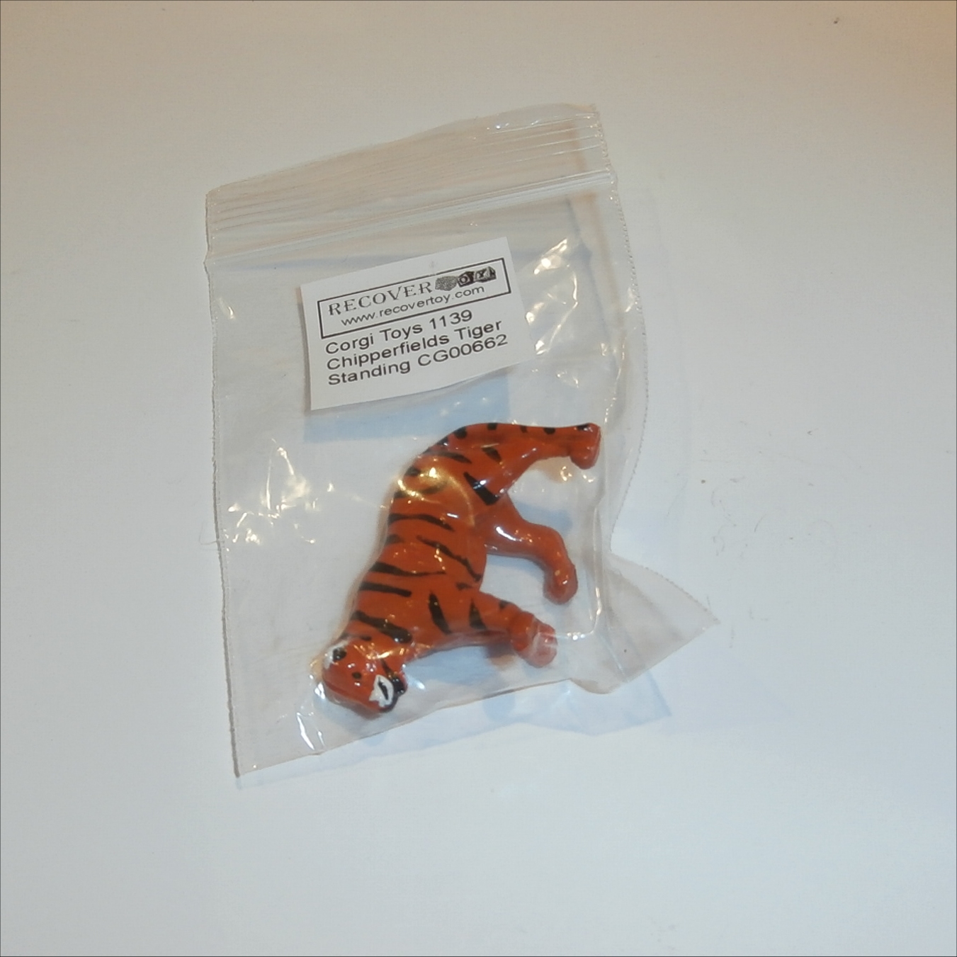 Corgi Toys 1139 Chipperfields Circus Cage Tiger Standing Figure