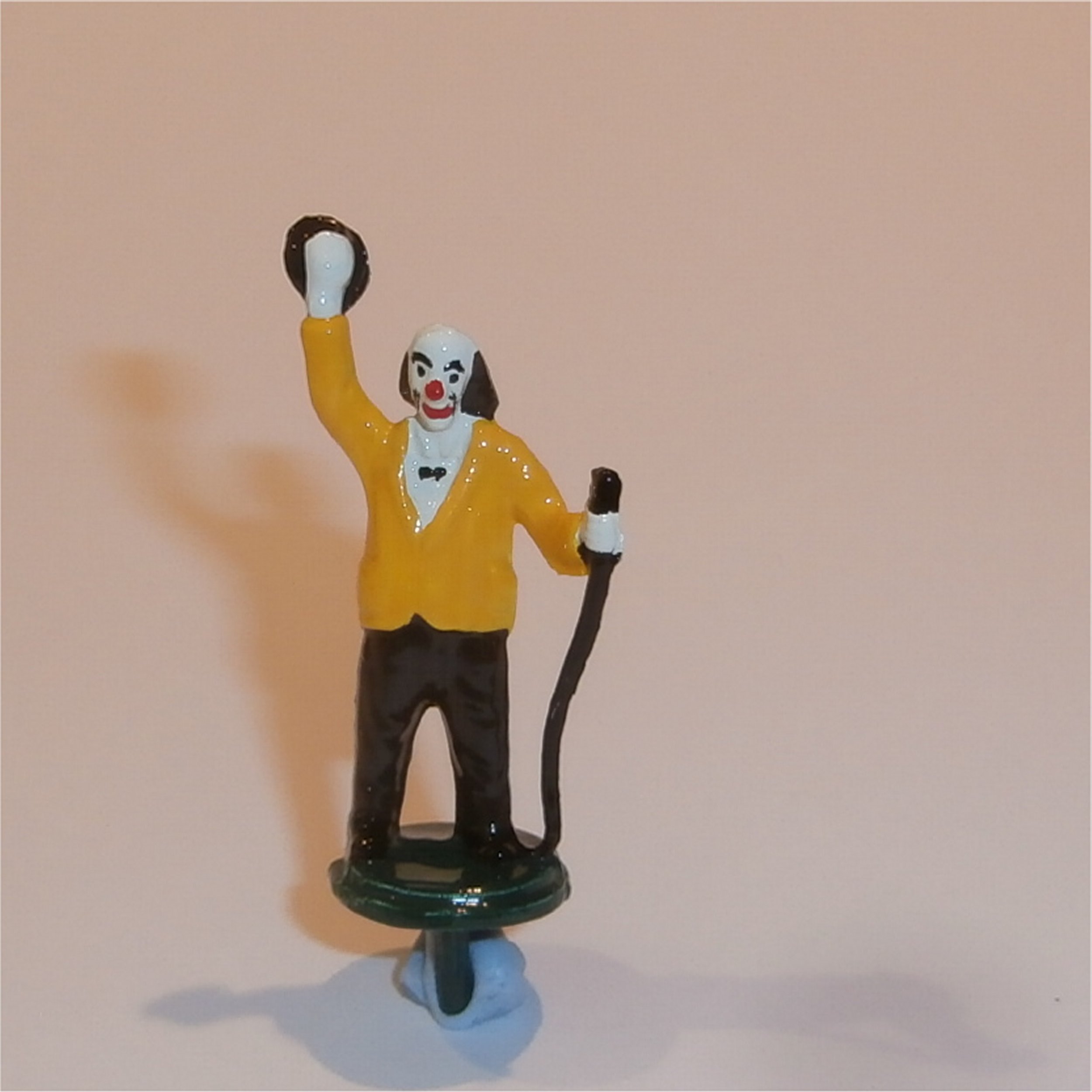 Corgi Toys 487 Land Rover Chipperfields Circus Parade Rotating Clown Figure