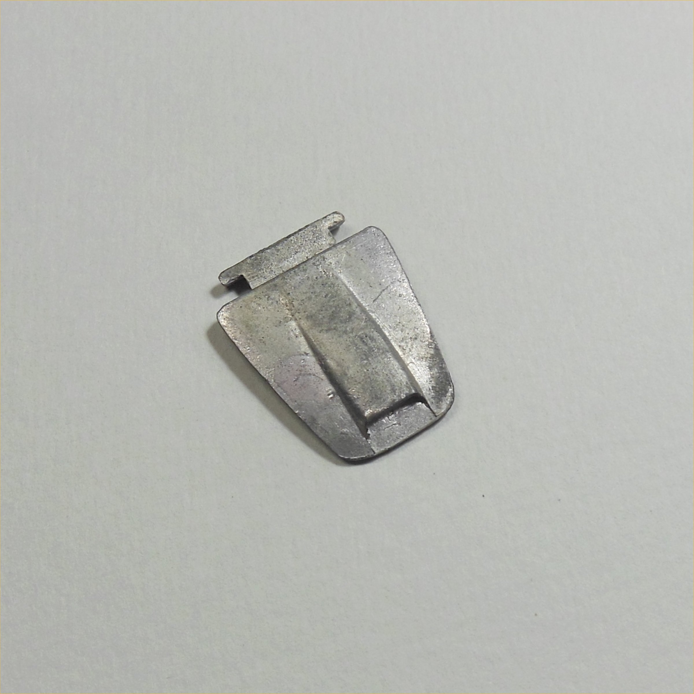 Corgi Toys 218 Aston Martin DB4 Bonnet Hood Engine Cover Rear Hinge