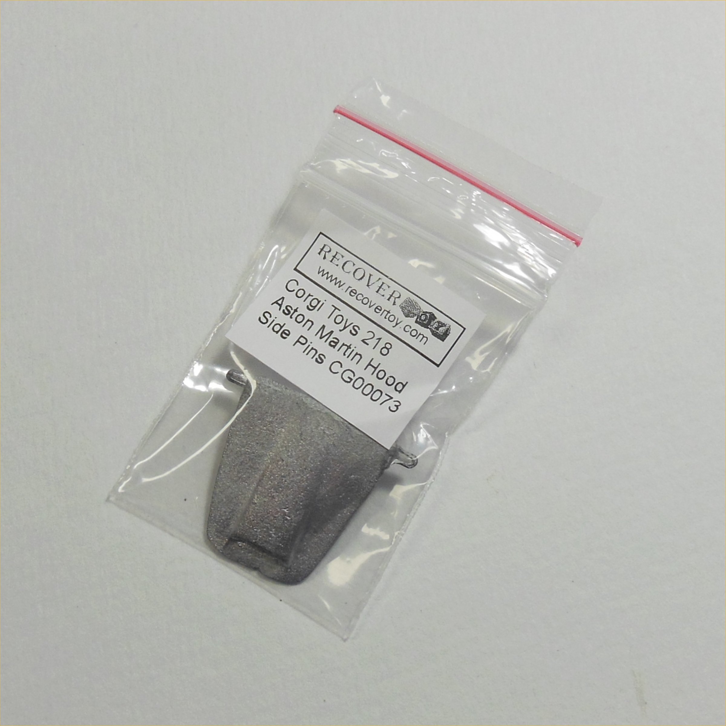 Corgi Toys 218 Aston Martin DB4 Bonnet Hood Engine Cover Side Pin Hinge