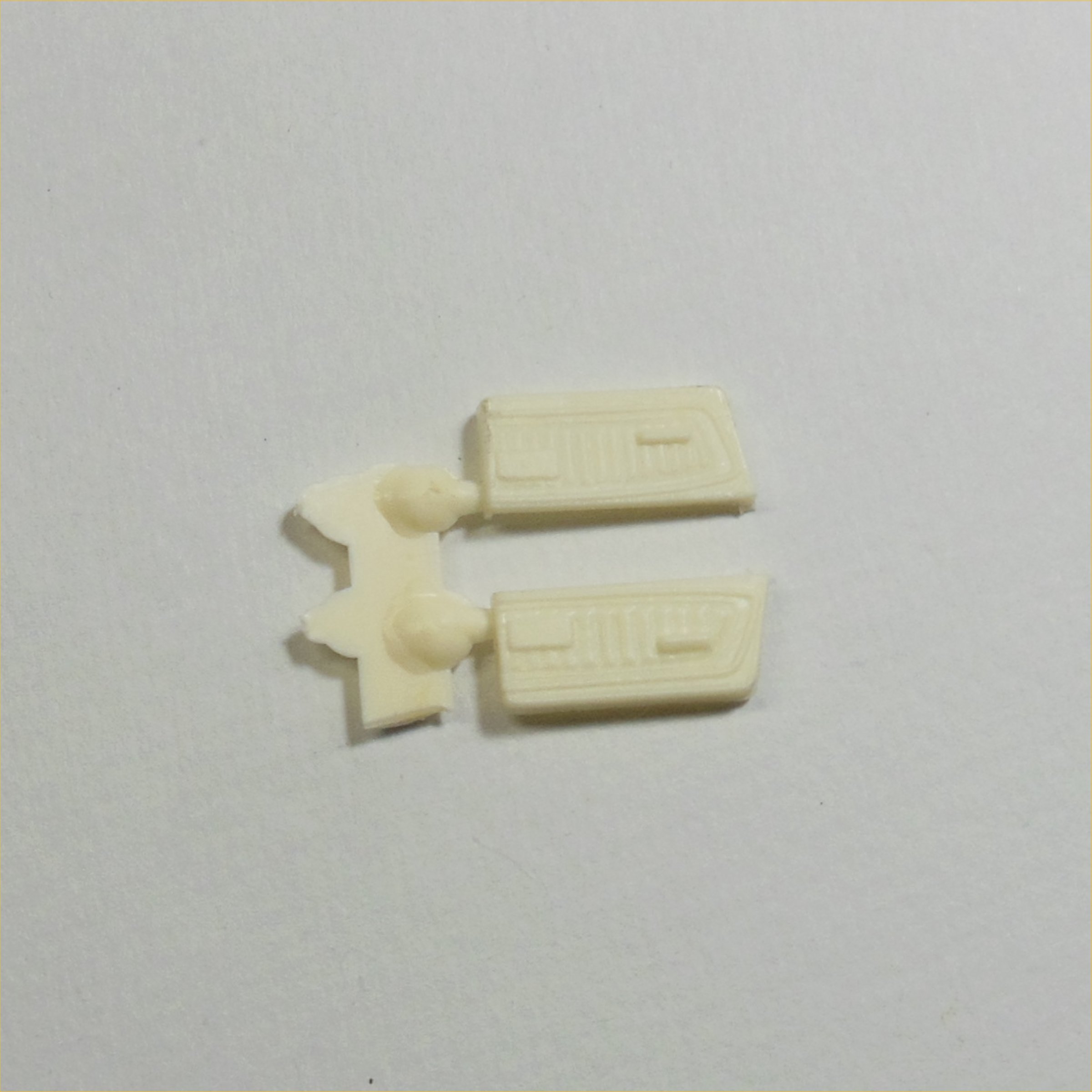 Corgi Toys 320 325 348 Ford Mustang Cream Plastic Door Trims