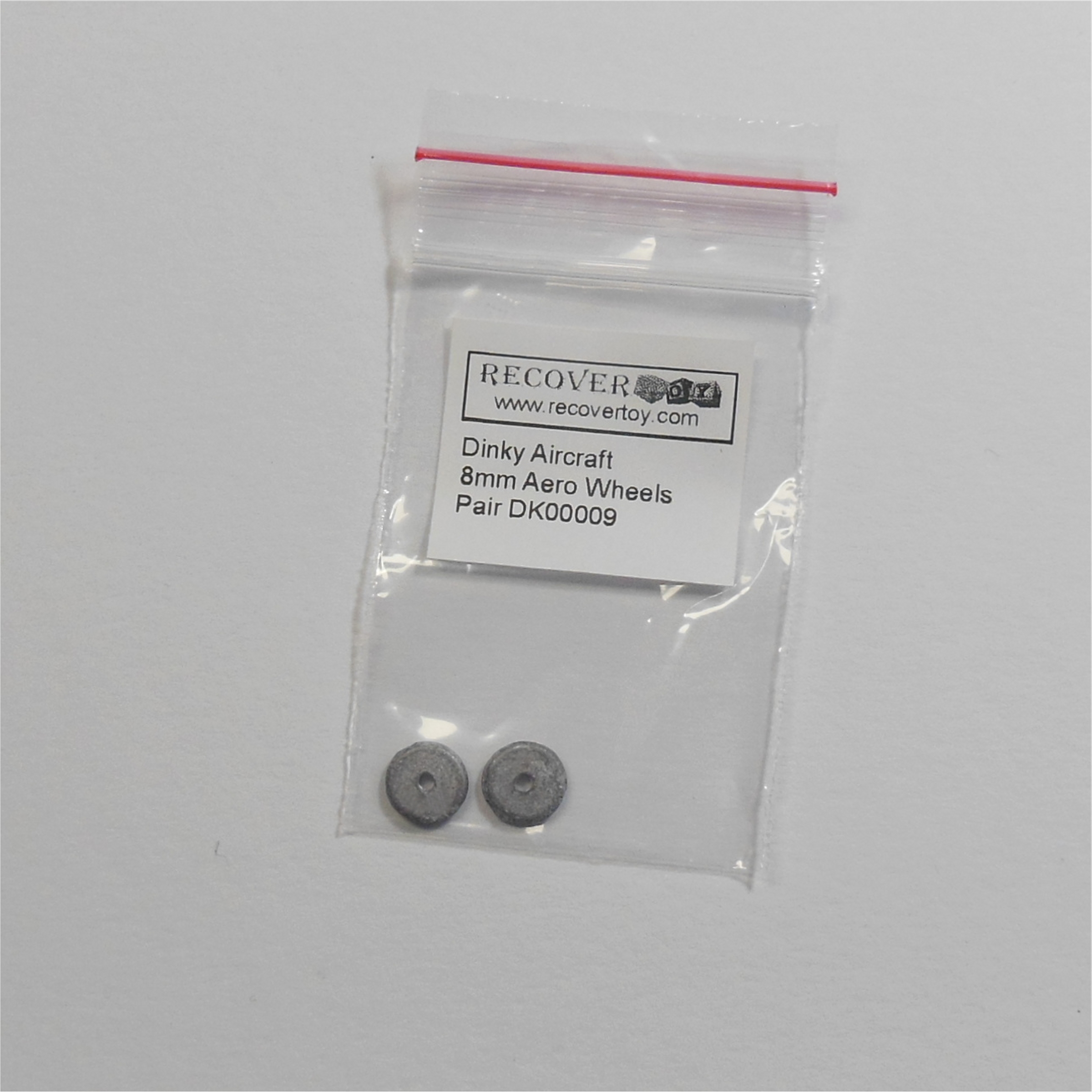 Dinky Toys Aircraft Aeroplane Metal Wheels 8mm Pair