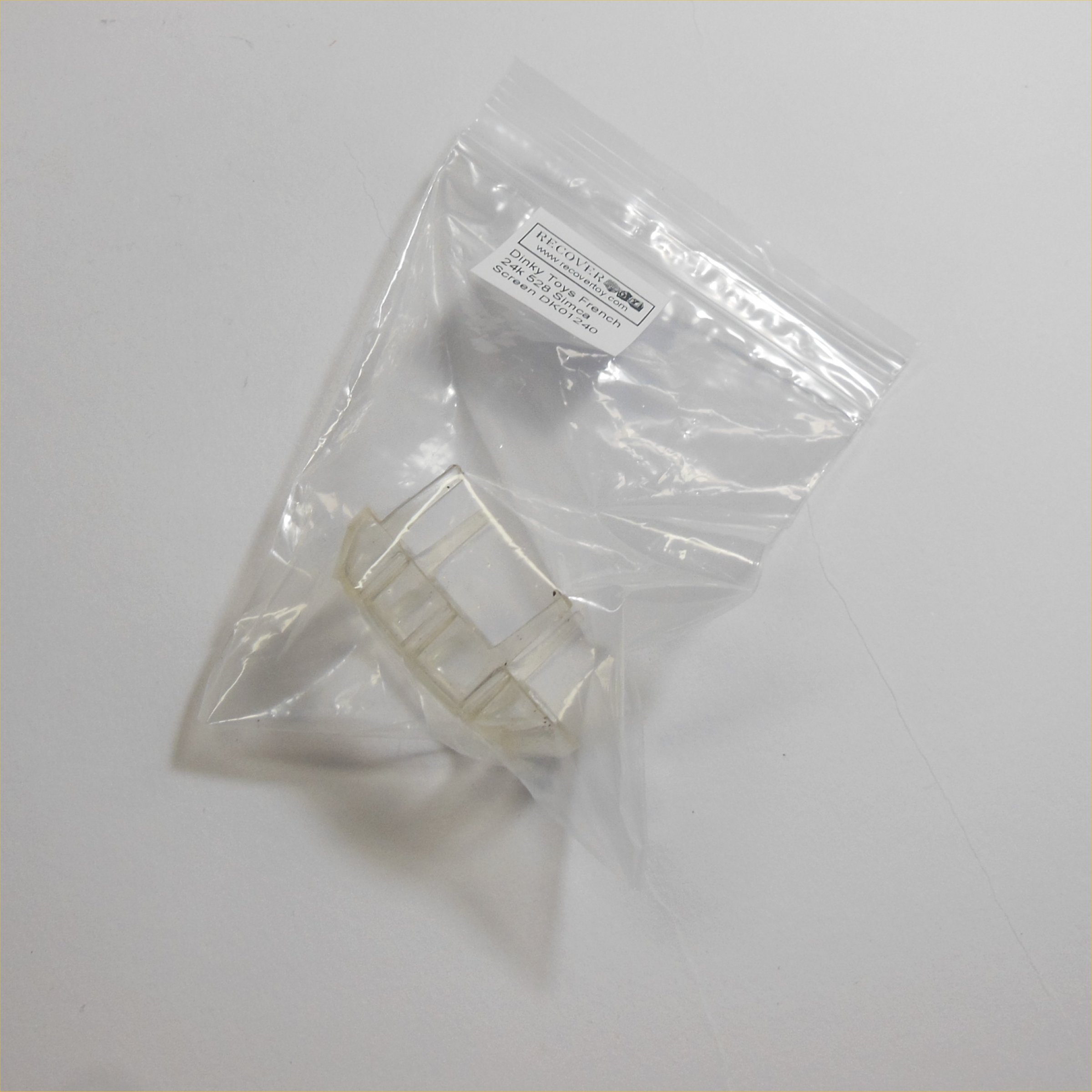 Dinky Toys French 24K 528 Simca Chambord Clear Plastic Window Unit