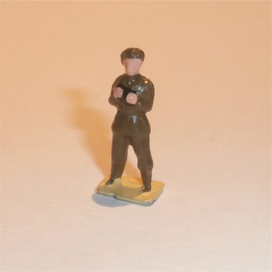 Dinky Toys 150a RTC Standing NCO Painted Khaki