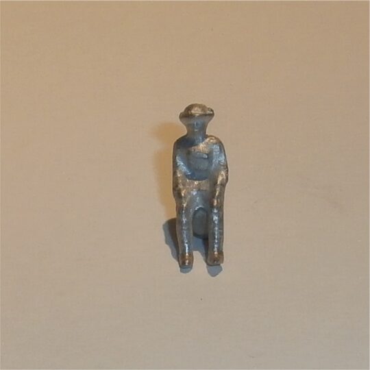 Dinky Toys 160b RA Gunner Seated Unpainted