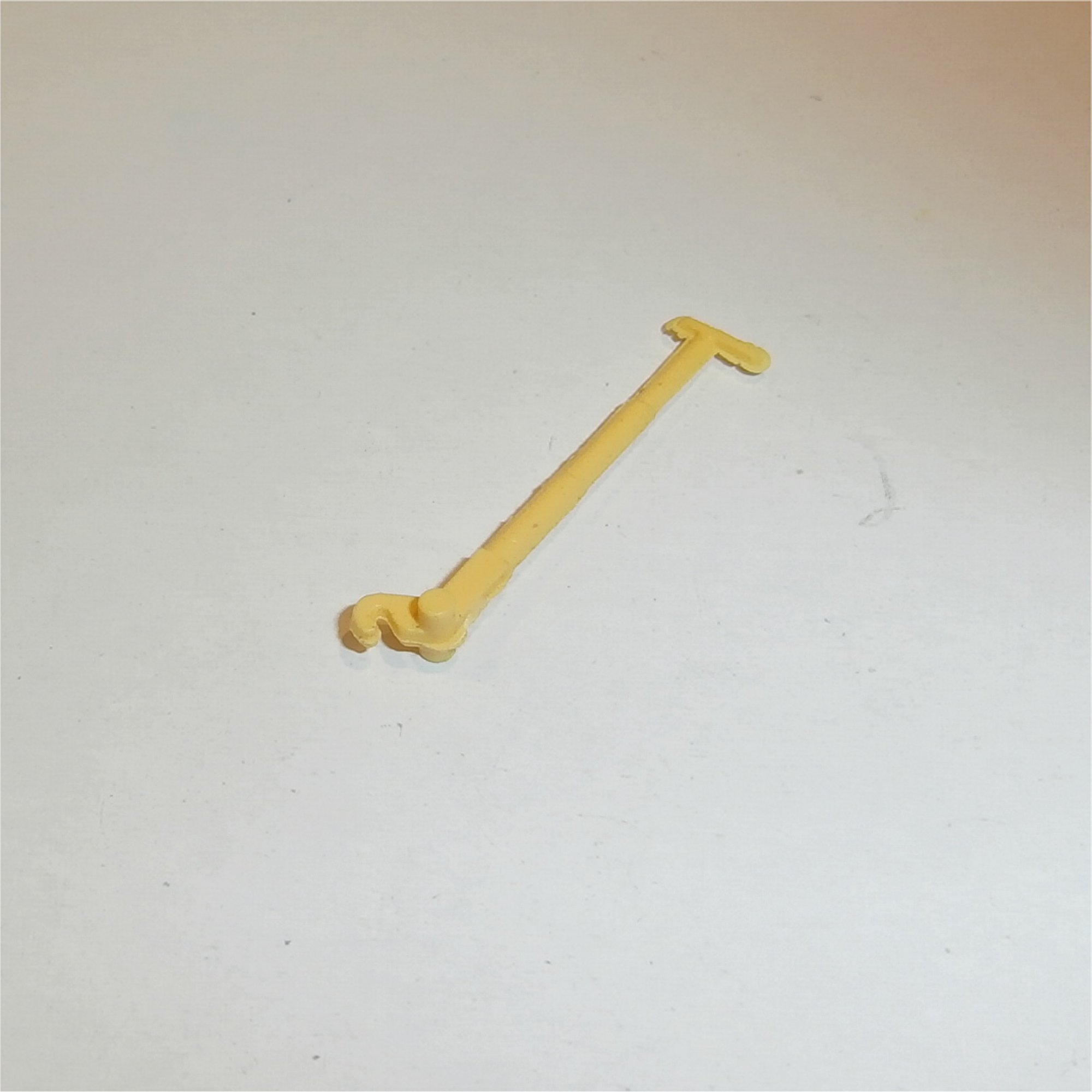 Dinky Toys 101 Thunderbird 2 Yellow Plastic Leg