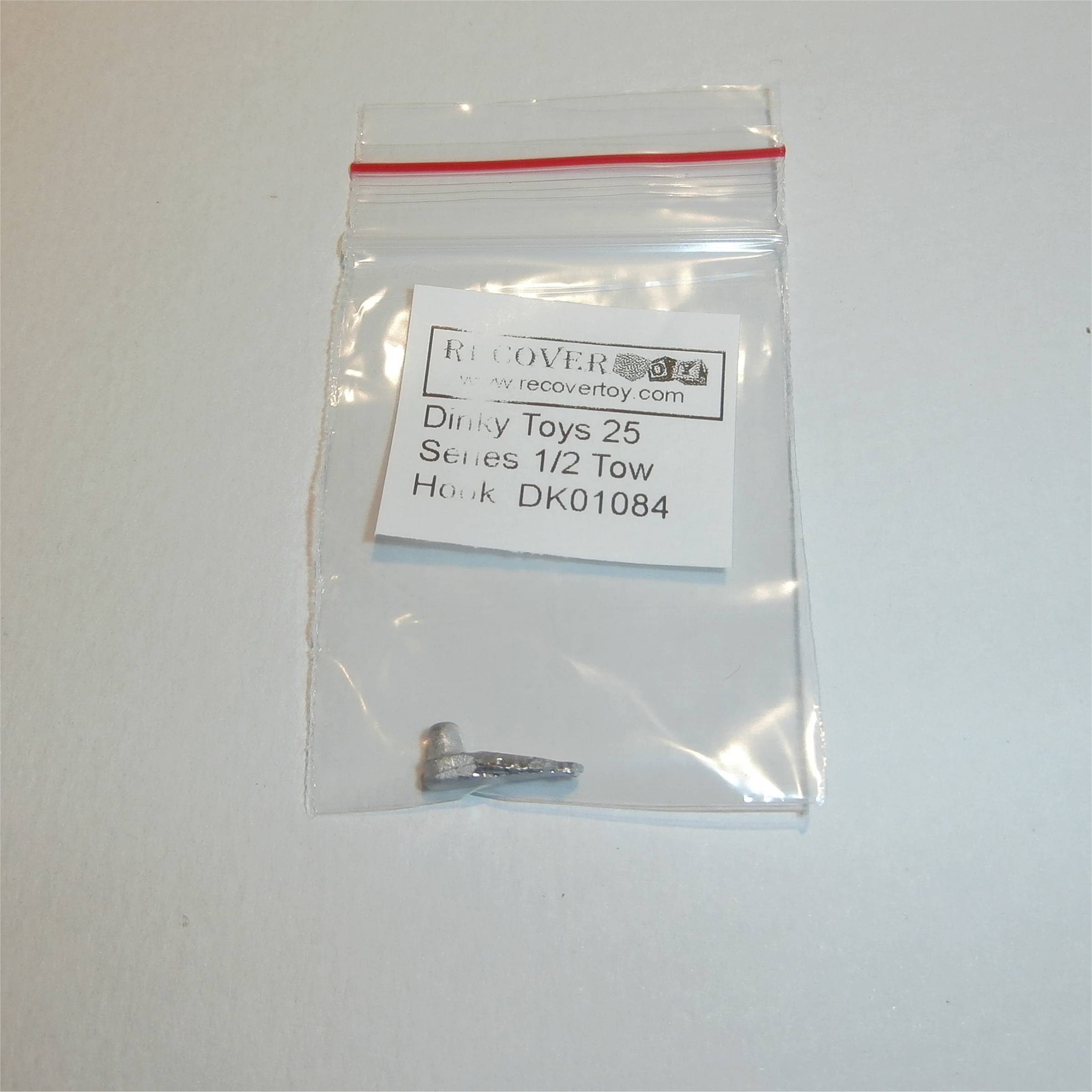 Dinky Toys 25 Series Truck Type 1 or 2 Chassis Tow Pin