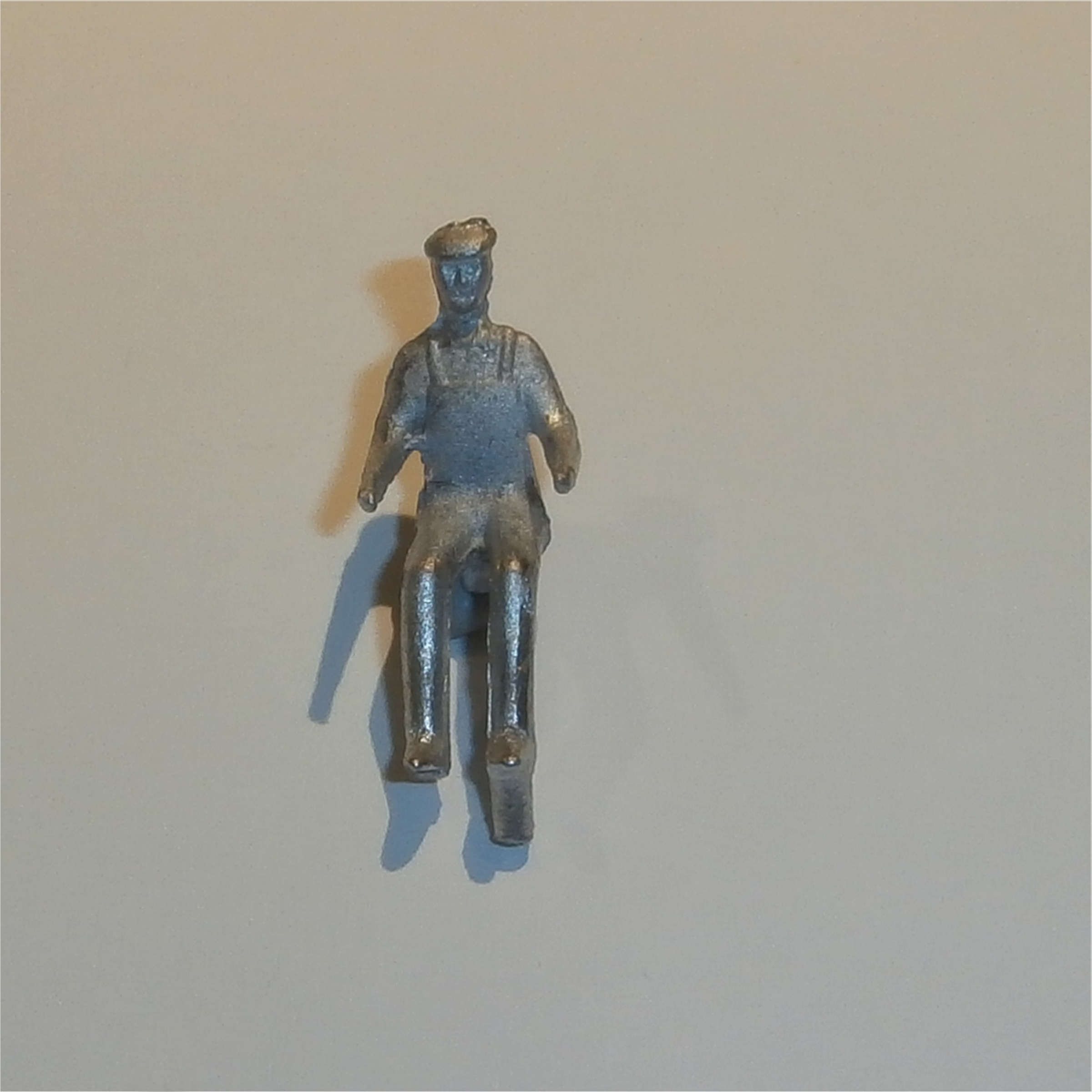 Dinky Toys 27d or 340 Land Rover Driver Unpainted