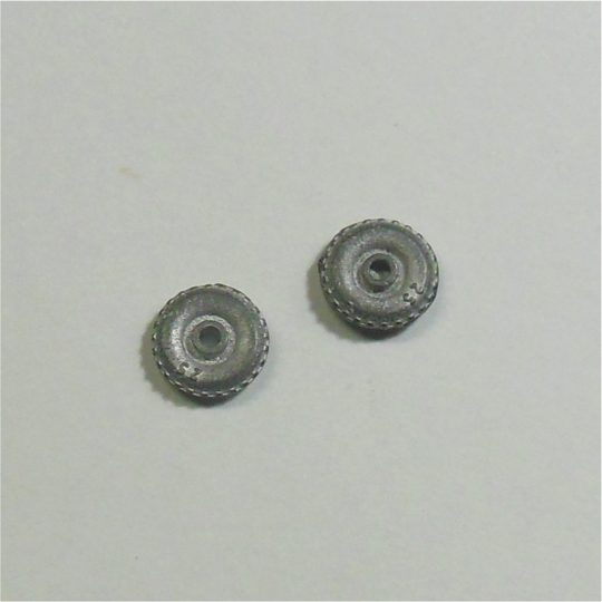 Matchbox Lesney Early Metal Road Wheel Pair 10mm Fine Tread 1-75 Regular Wheels