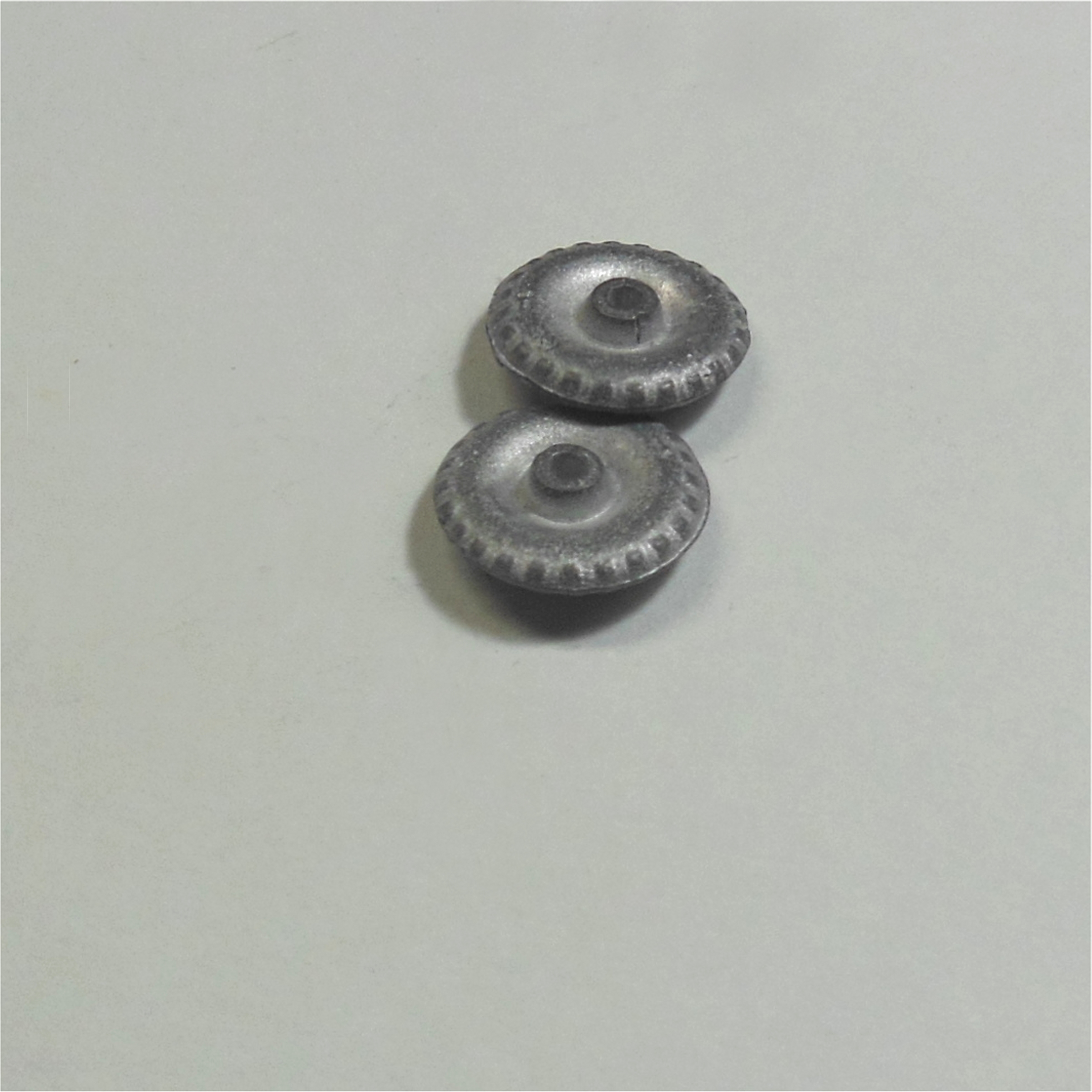 Matchbox Lesney Early Metal Road Wheel Pair 12mm Diameter 1-75 Regular Wheels