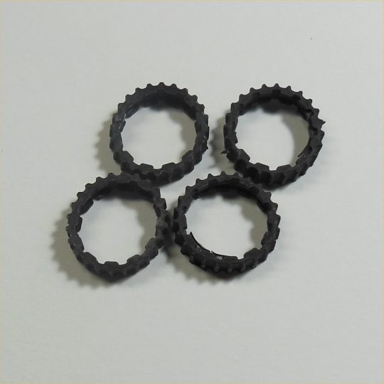 Dinky Toys Tracks 104 Spectrum Pursuit Vehicle SPV Black Rear Track Set of 4