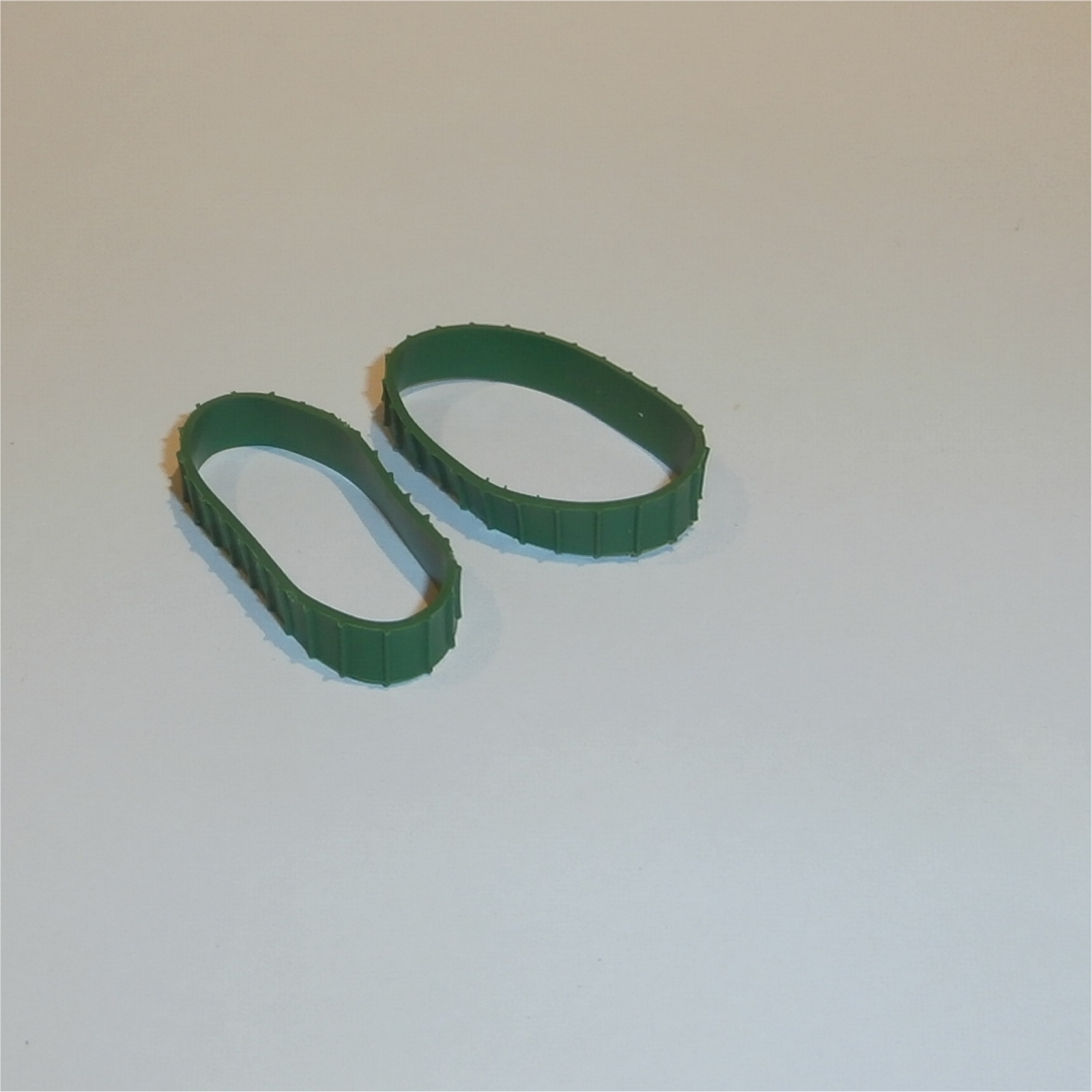 Matchbox Lesney Tracks 1-75 8 or 18 c or d Caterpillar Pair of Green Treads