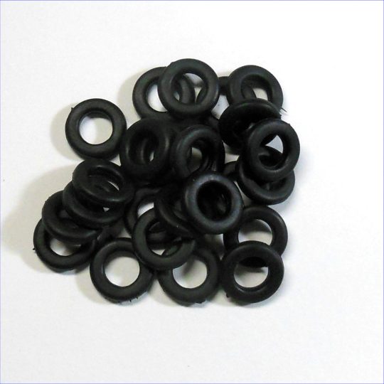 Tri-ang Minic 20mm Black Tyre for Smooth Pressed Tin Hubs Y057