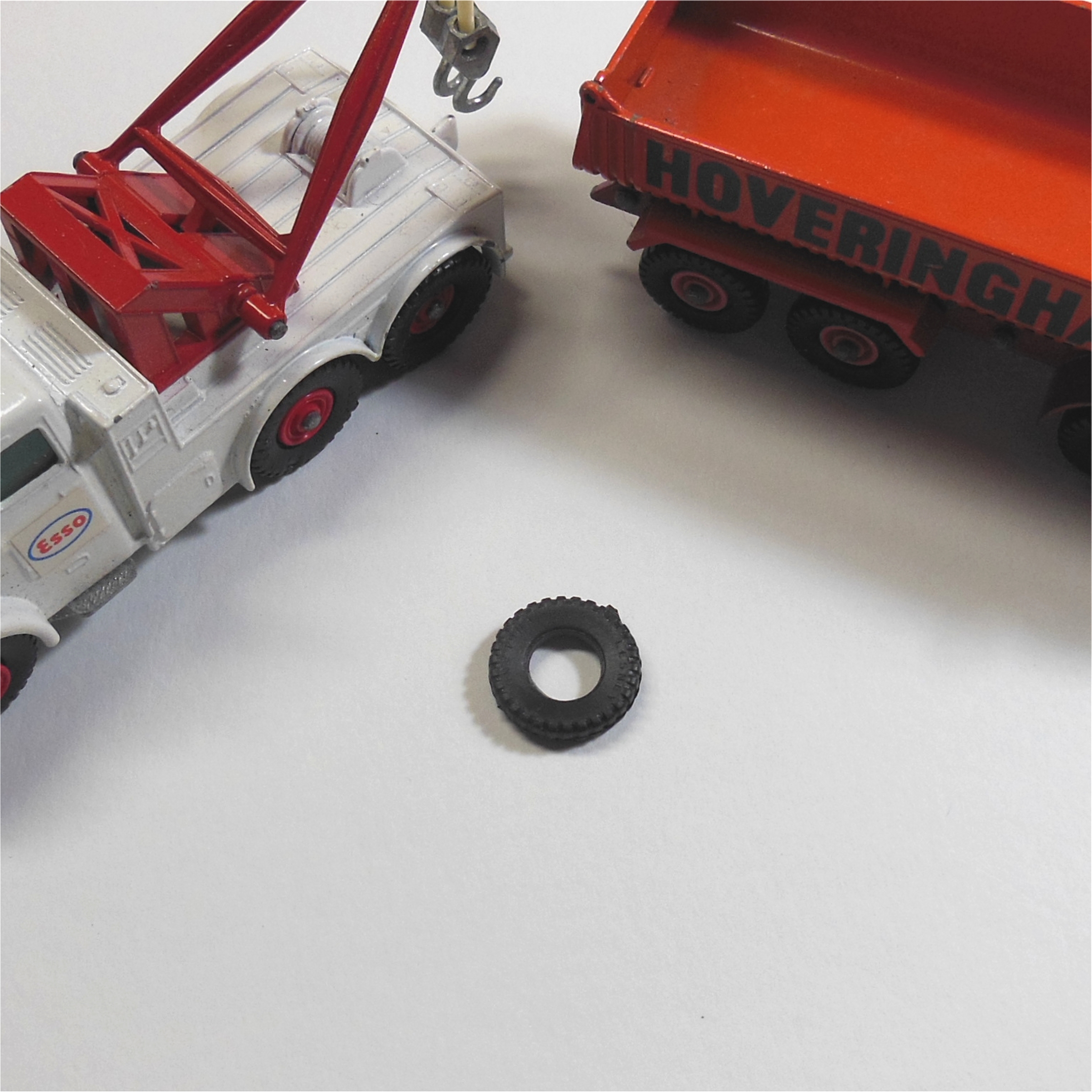 Matchbox King Size 18mm Square Tread Tyre Black Y062