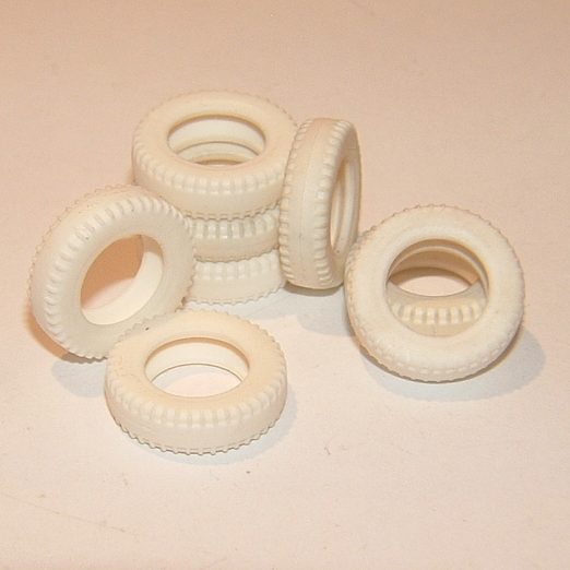 Dinky Toys 15mm Treaded Slot Rim Tyre White Y023