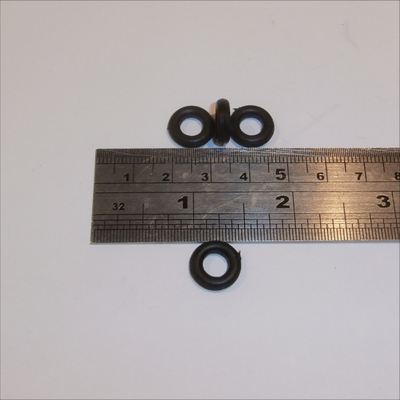 Matchbox Lesney 1-75 61b Alvis Stalwart Tires Set of 6 Black Tyres Pack #67