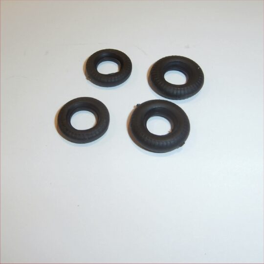 Corgi Toys 150 Vanwall 152 BRM Racing Car Early Tires Set of 4 Tyres Pack #91