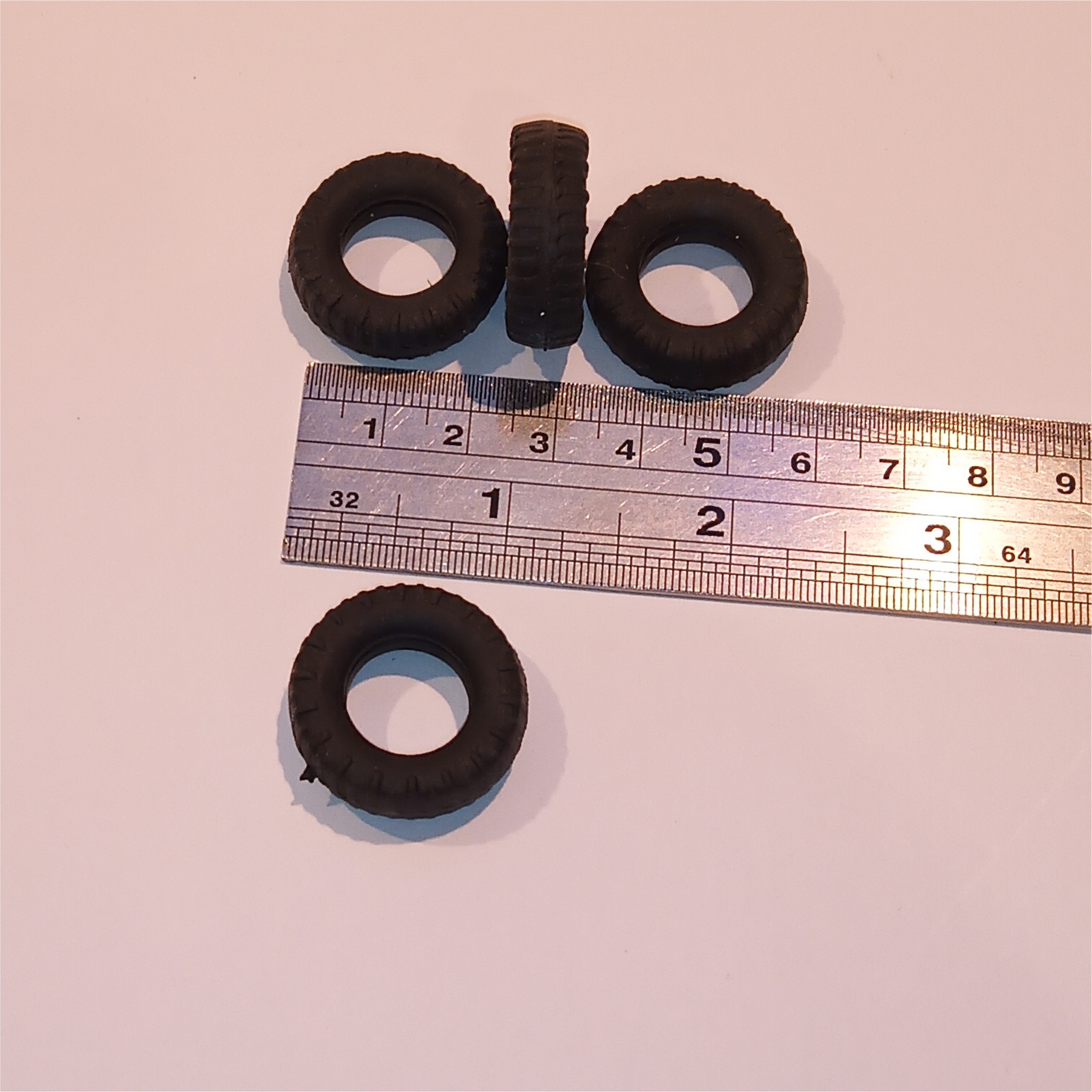 Matchbox Kingsize 27mm Black K5c Muir Hill Trailer Tires Set of 4 Tyres Pack #138